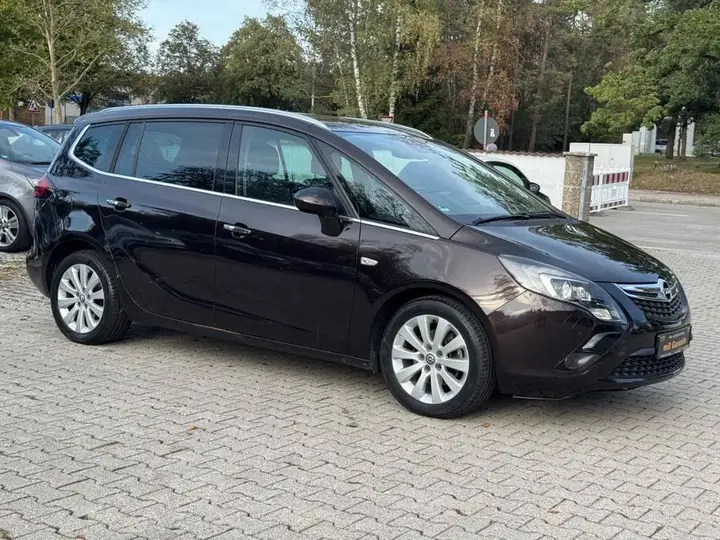 Opel Zafira Tourer