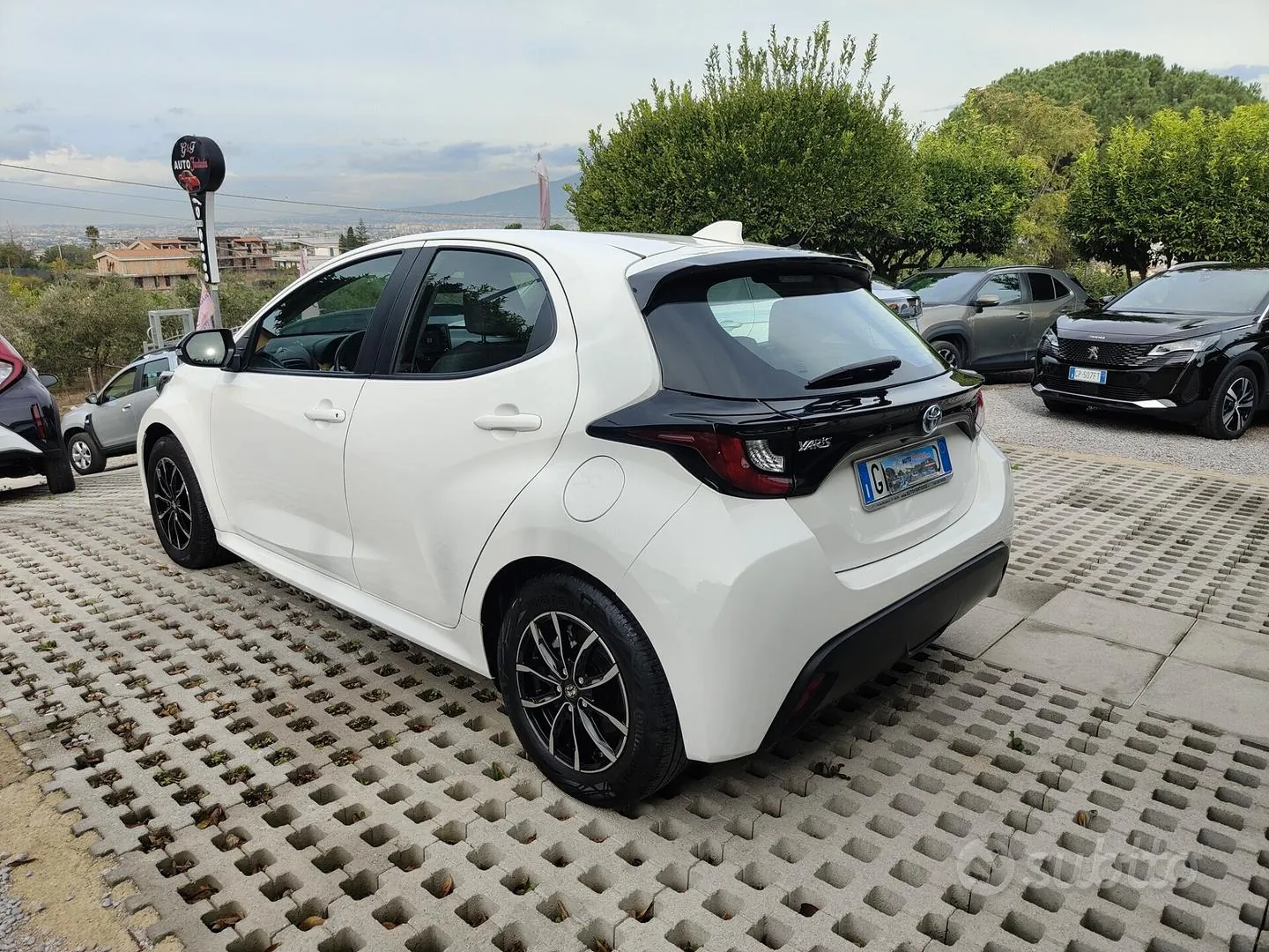Toyota Yaris 2023 photo 5