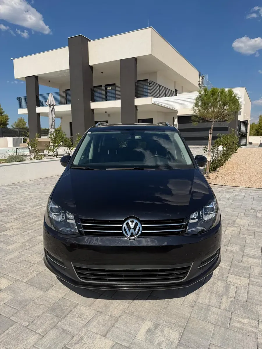 Volkswagen Sharan 2012 photo 3