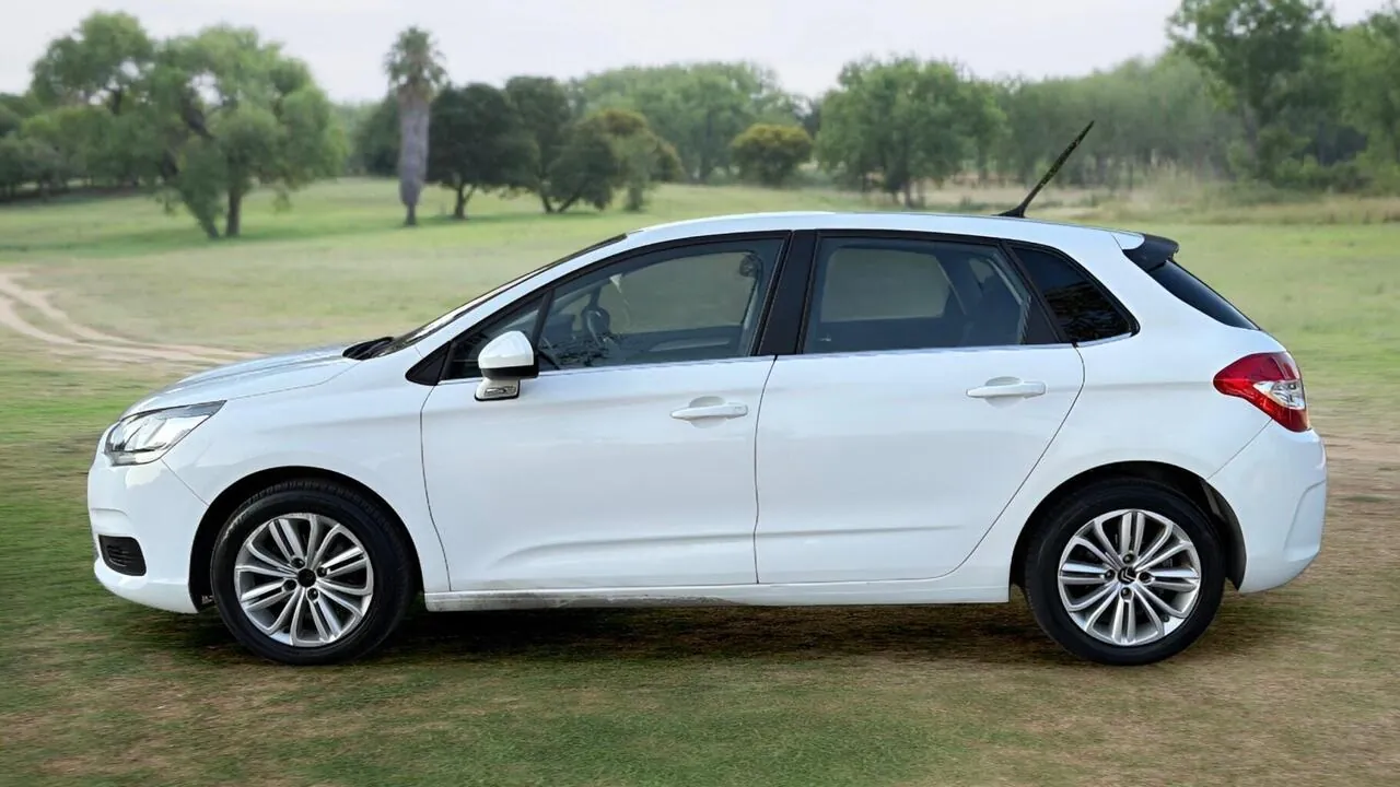 Citroen C4 2016 photo 4