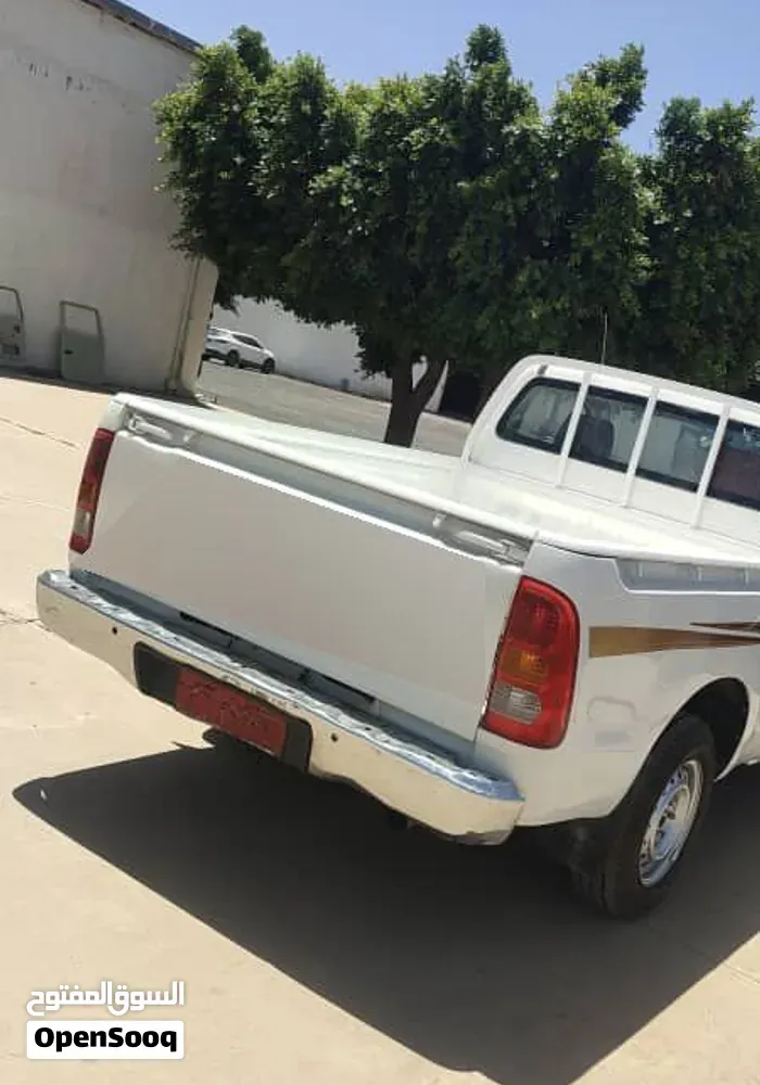 Toyota Hilux 2008 photo 4
