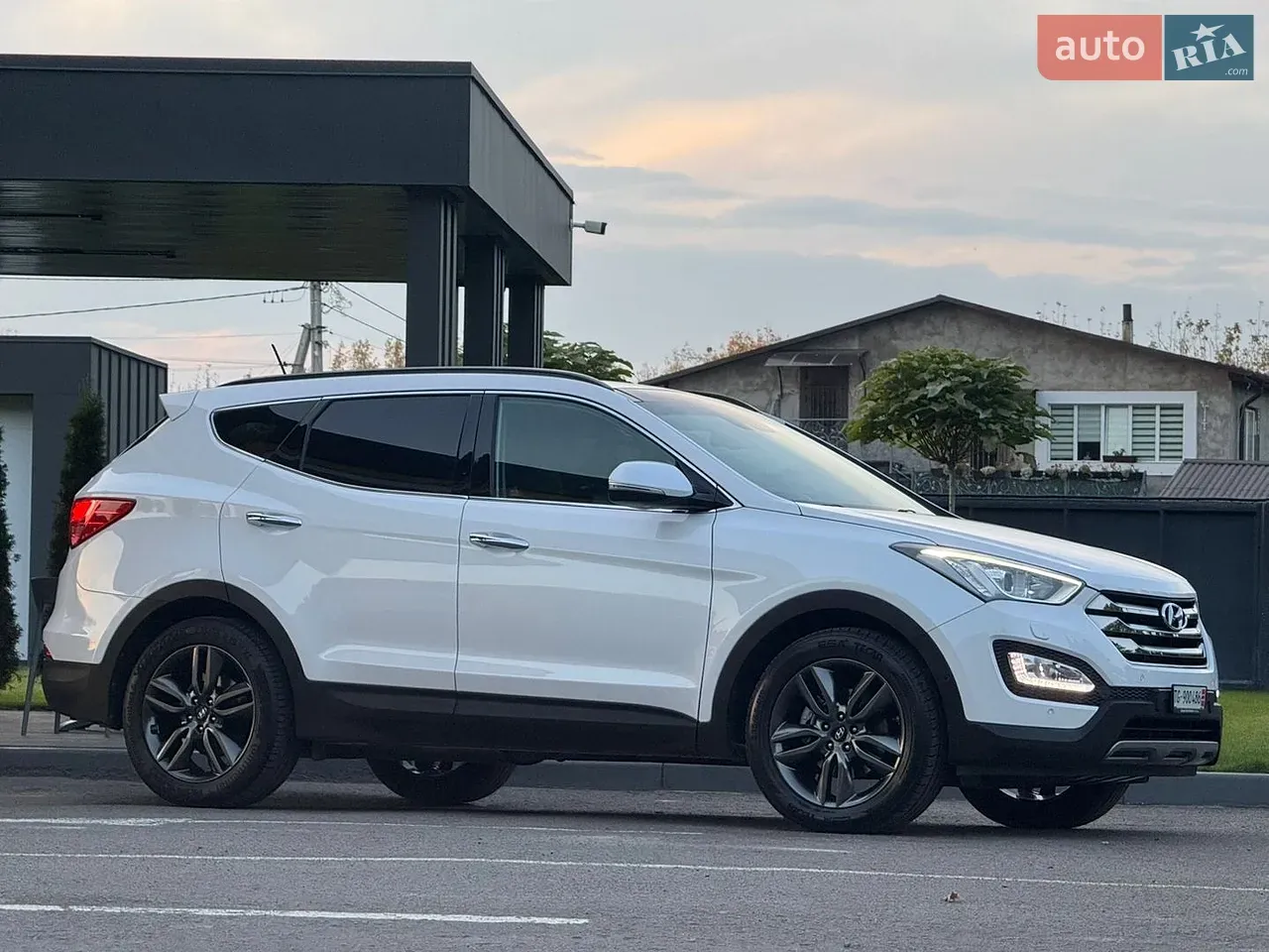 Hyundai Santa Fe 2015 photo 2