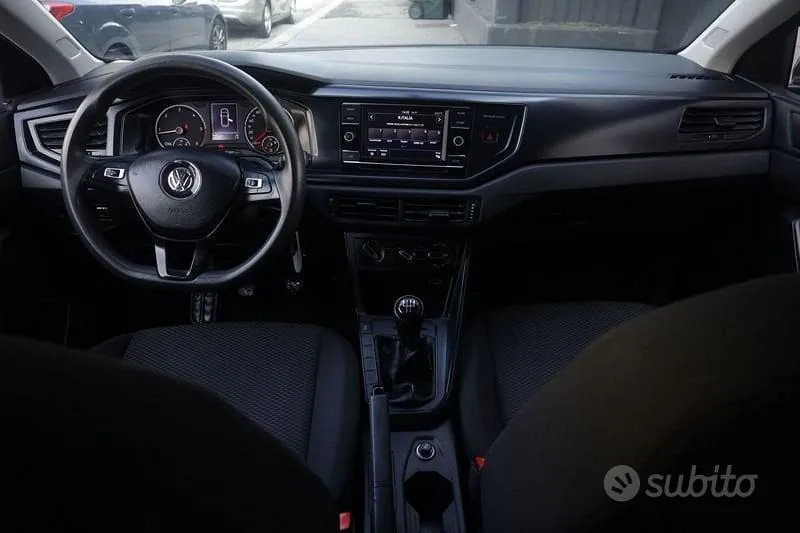 Volkswagen Polo 2018 photo 2
