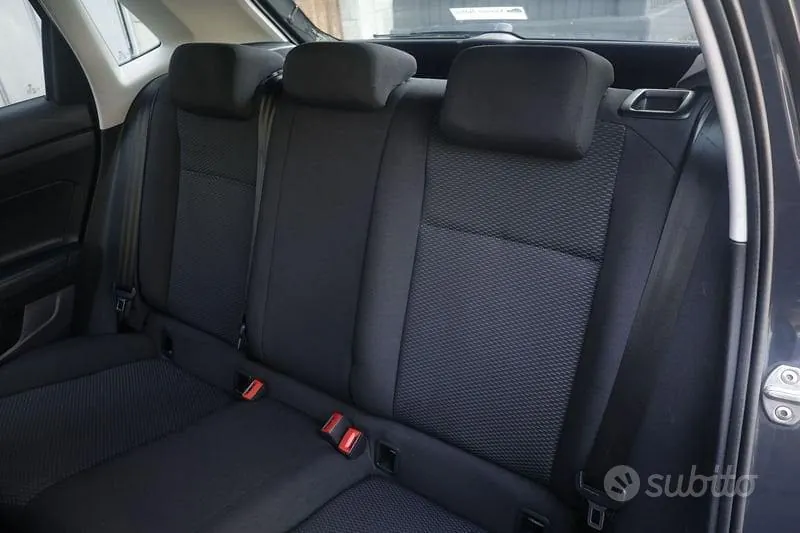 Volkswagen Polo 2018 photo 3