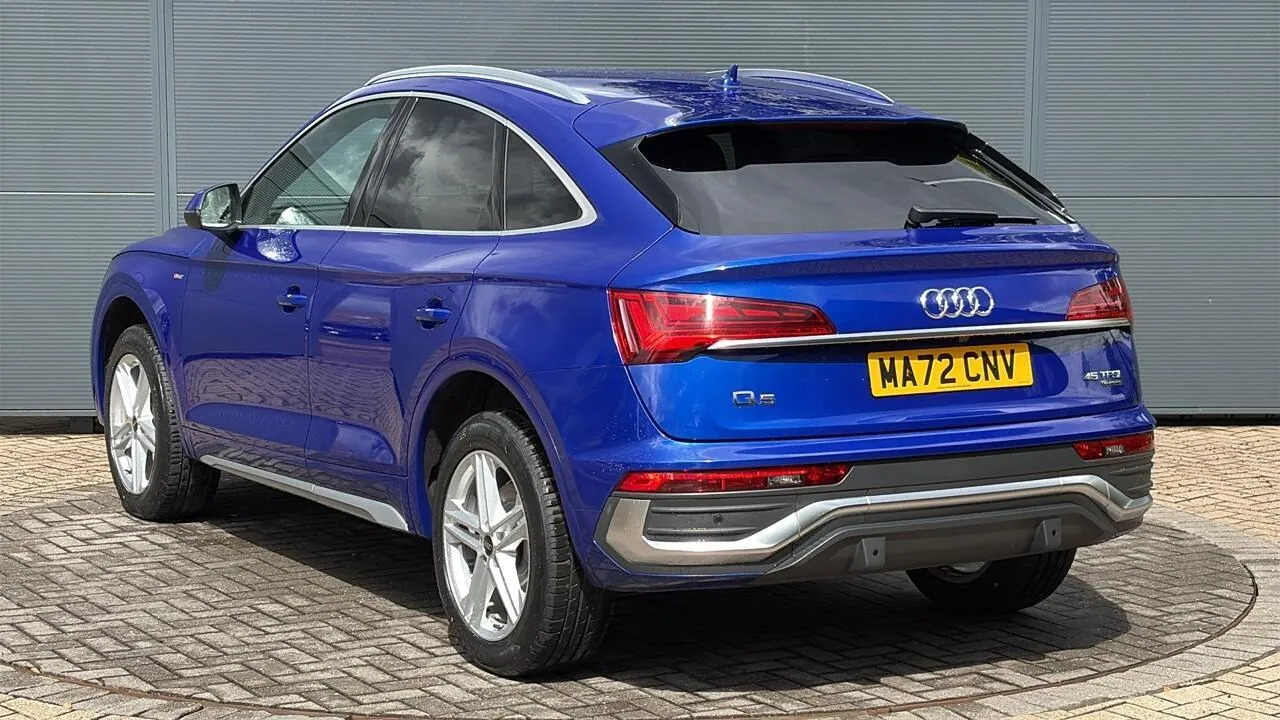 Audi Q5 2022 photo 3