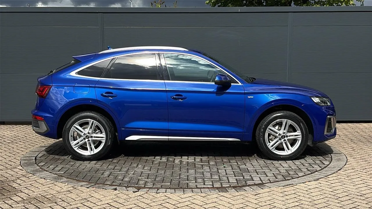 Audi Q5 2022 photo 4