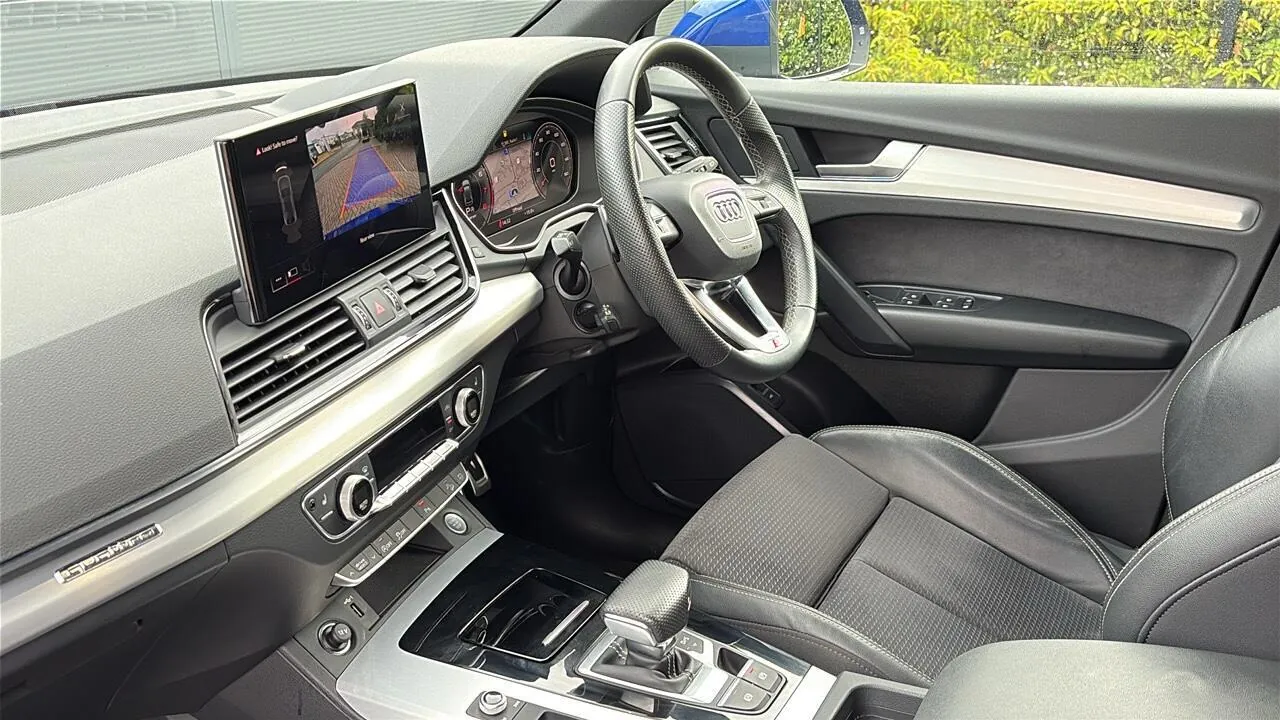 Audi Q5 2022 photo 2