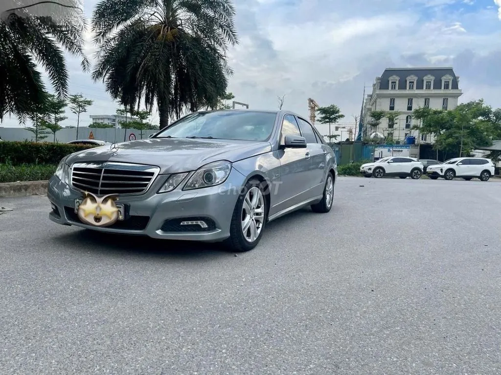 Mercedes-Benz E-Class 2009 photo 3