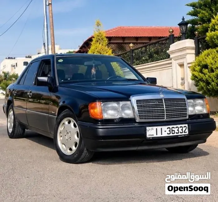 Mercedes-Benz E-Class 1991 photo 4