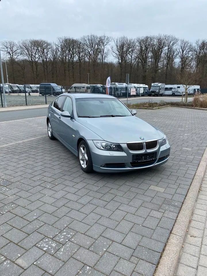 BMW 325I