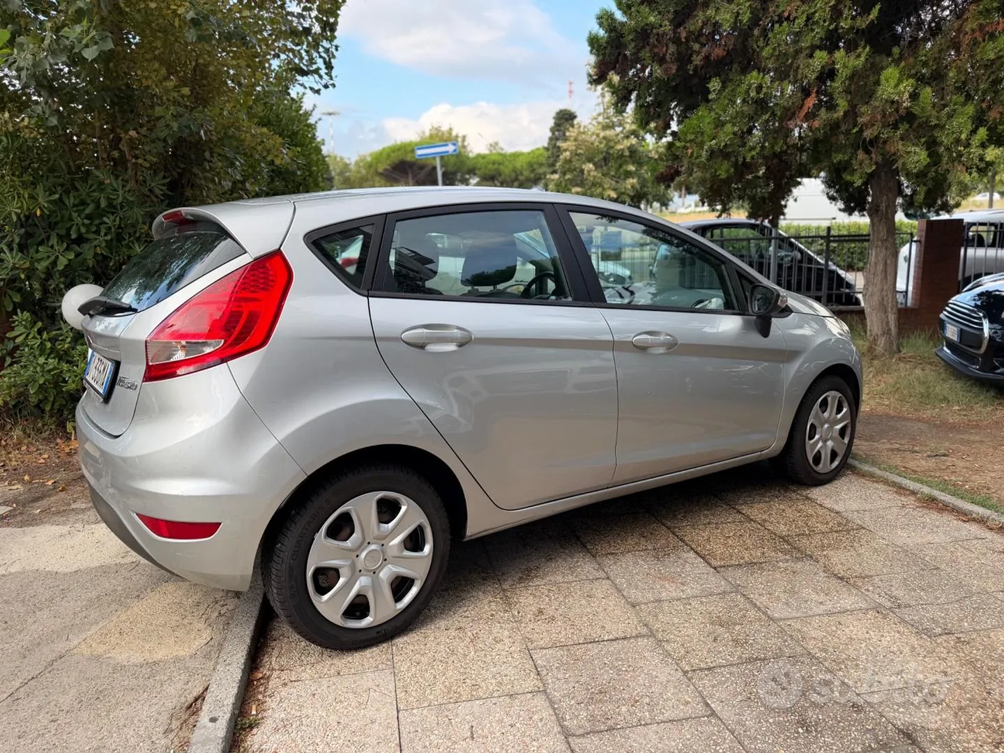 Ford Fiesta 2009 photo 3