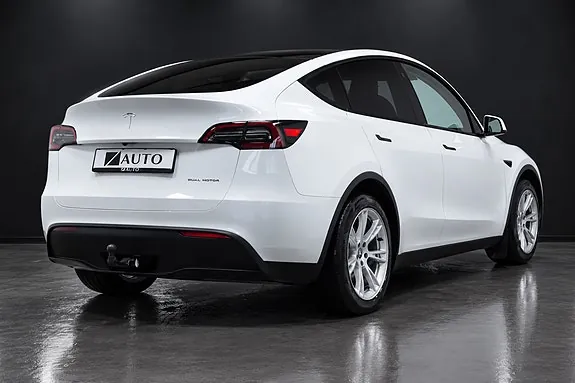 Tesla Model Y 2024 photo 5