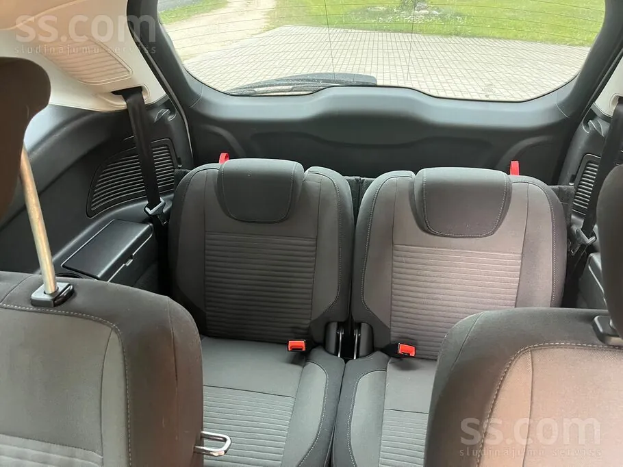 Ford Grand C-Max 2017 photo 5