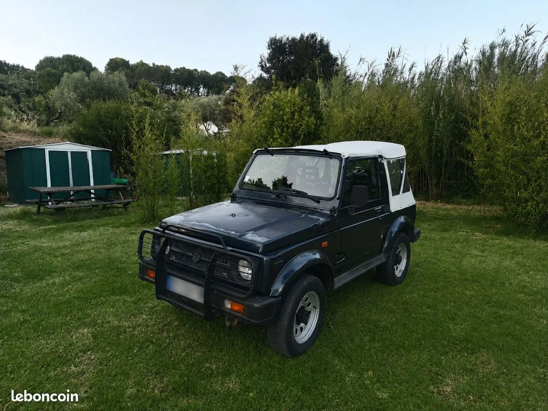 Suzuki Samurai