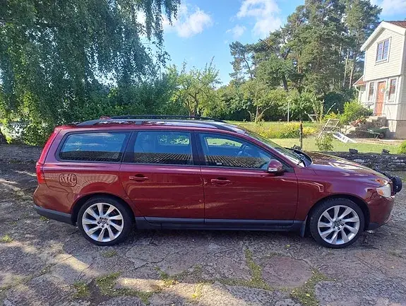Volvo V70 2009 photo 3