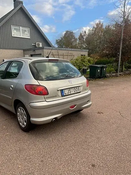 Peugeot 206 2007 photo 3