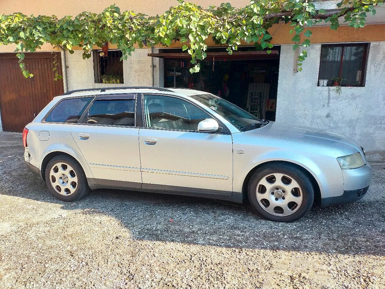 Audi A4 2003 photo 5
