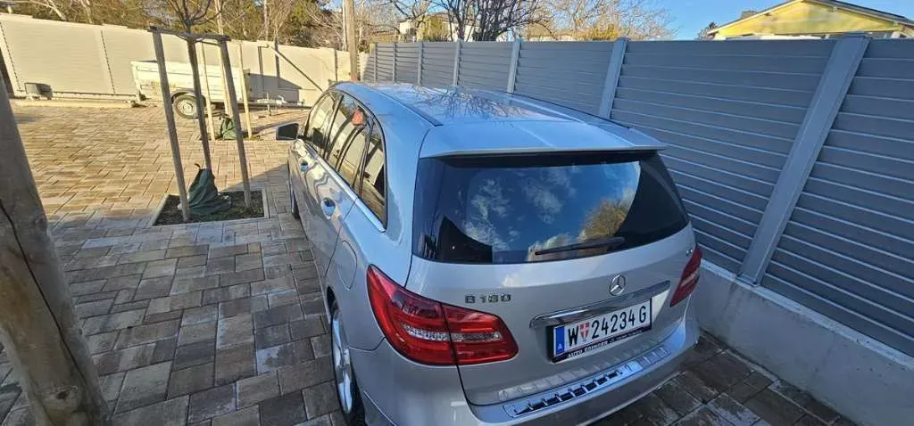Mercedes-Benz B-Class 2014 photo 3