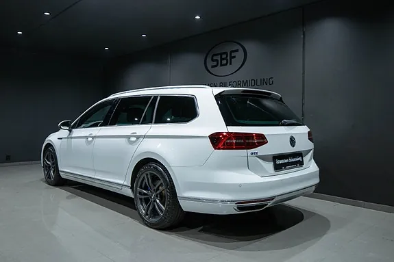 Volkswagen Passat 2017 photo 4