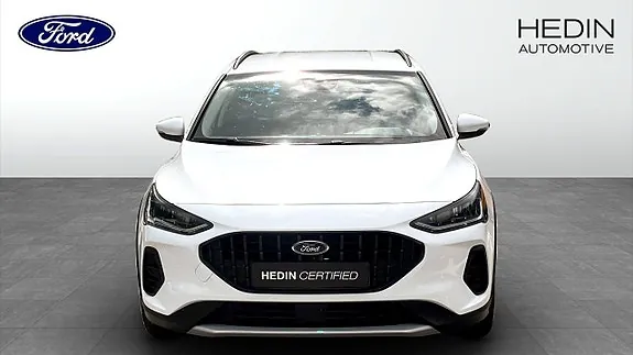 Ford Focus 2023 photo 3