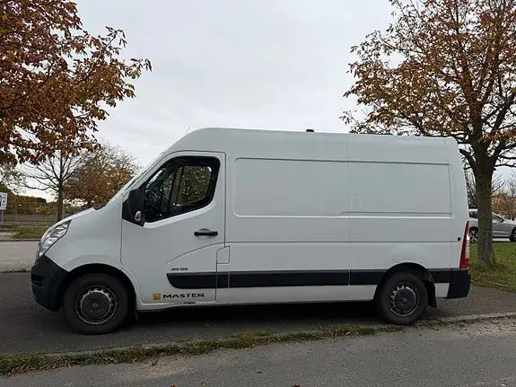 Renault Master 2012 photo 5