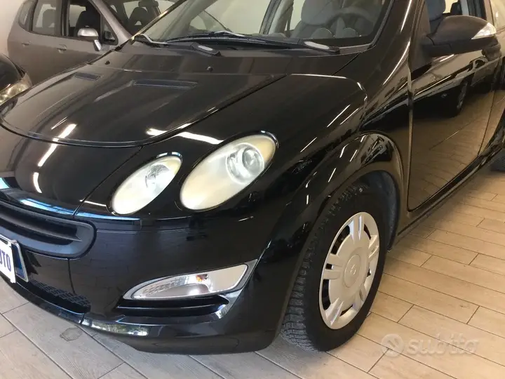 Smart Forfour 2005 photo 2