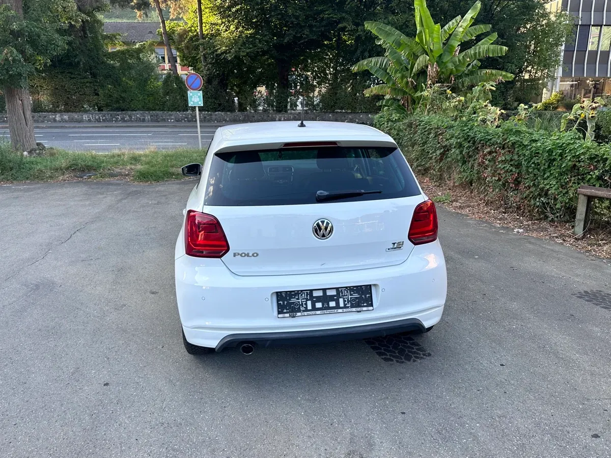 Volkswagen Polo 2015 photo 3