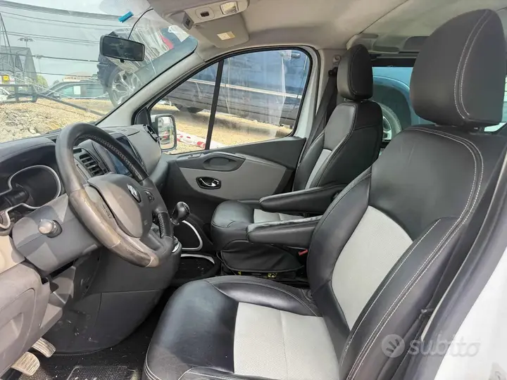 Renault Trafic 2017 photo 5