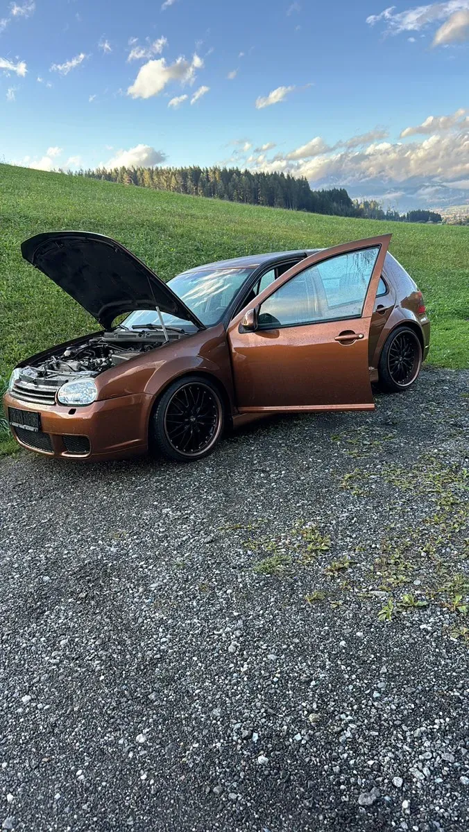 Volkswagen Golf 1999 photo 2