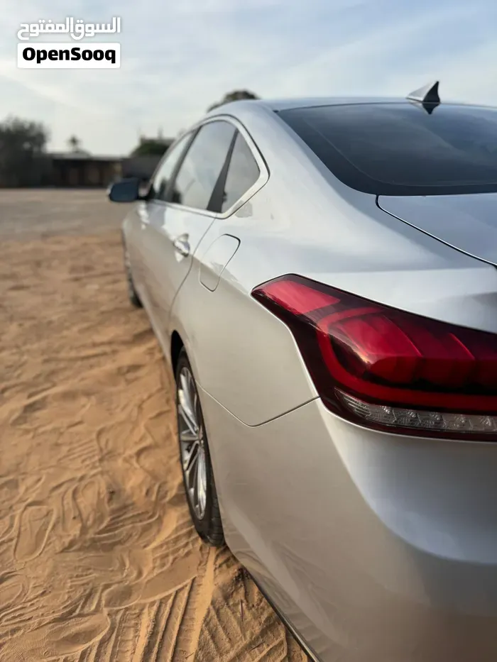 Genesis Sonata 2016 photo 2