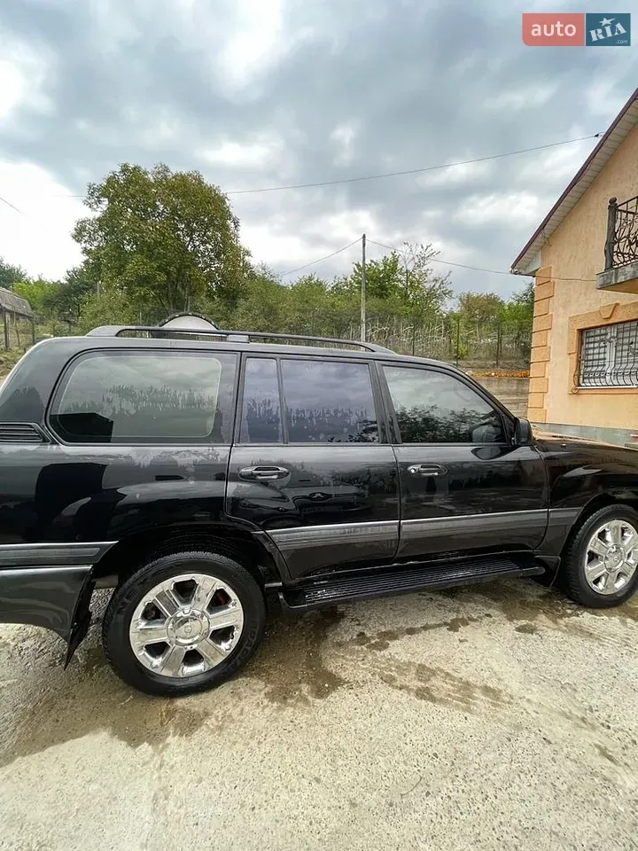 Toyota Land Cruiser 2002 photo 4