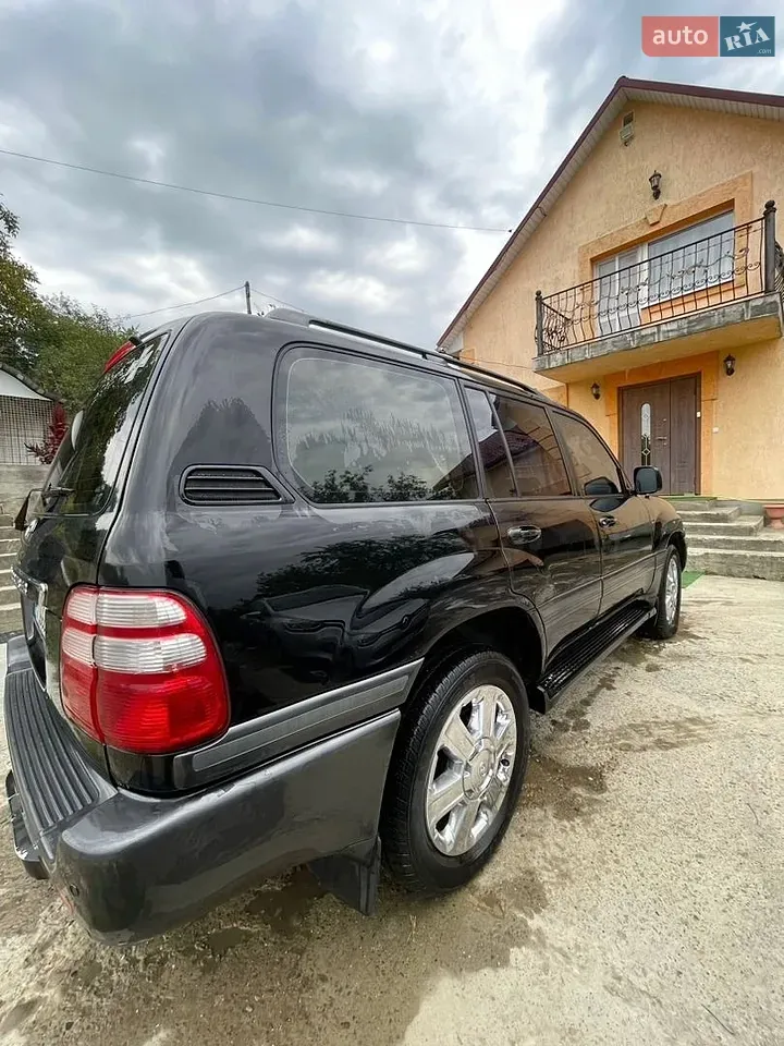 Toyota Land Cruiser 2002 photo 5