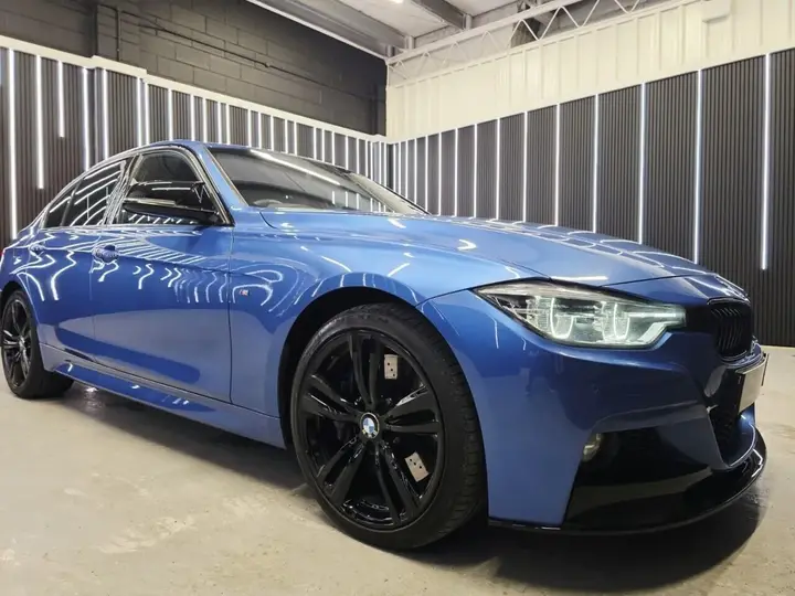 BMW 3 Series 2017 photo 4