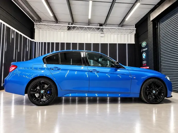 BMW 3 Series 2017 photo 3