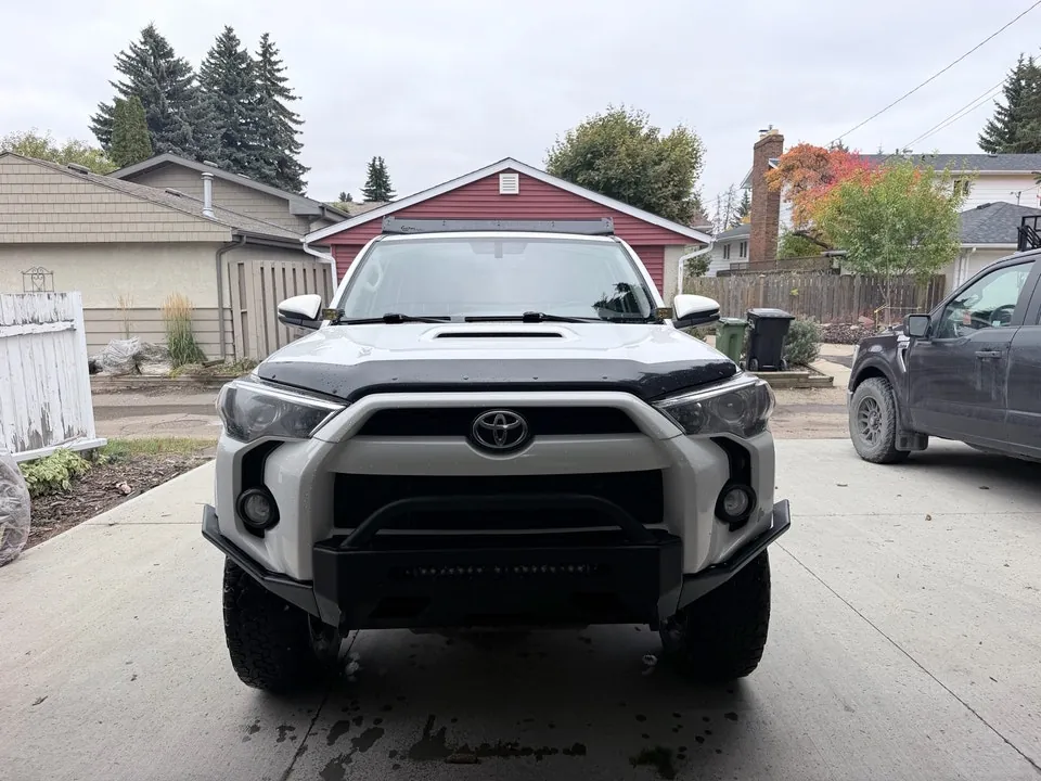 Toyota 4Runner 2015 photo 2