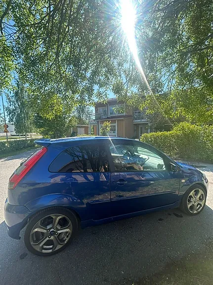 Ford Fiesta 2005 photo 5