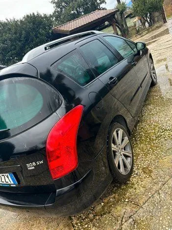 Peugeot 308 2011 photo 3