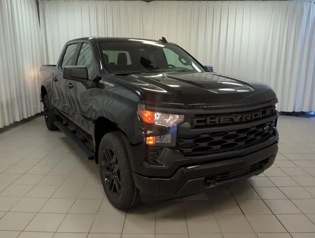 Chevrolet Silverado 1500 2026 photo 2