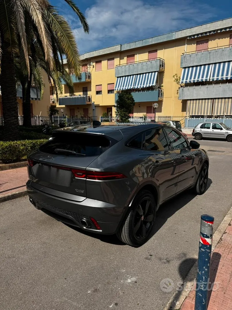 Jaguar E-Pace 2020 photo 2