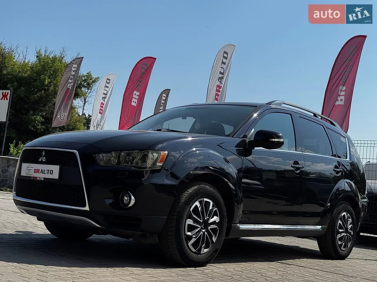 Mitsubishi Outlander 2011 photo 3
