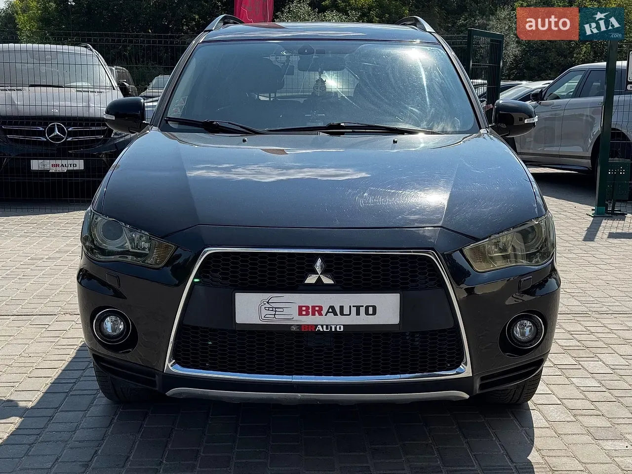 Mitsubishi Outlander 2011 photo 5