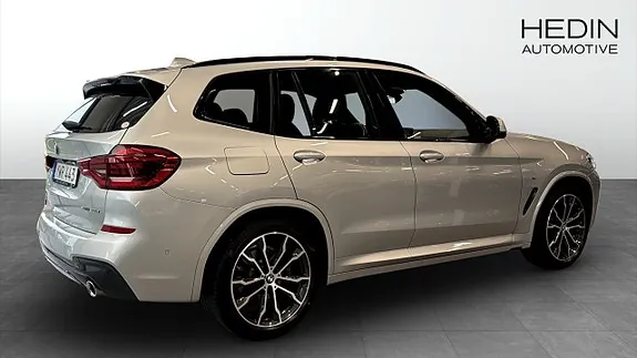 BMW X3 2019 photo 2