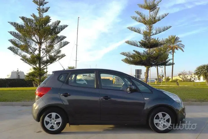 Kia Venga 2017 photo 5
