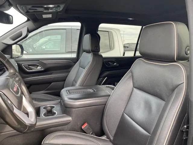 GMC Yukon Xl 2023 photo 2