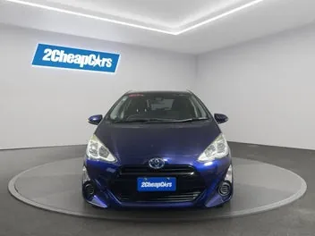 Toyota Aqua 2017 photo 3