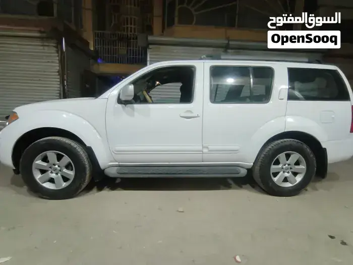 Nissan Pathfinder 2009 photo 2