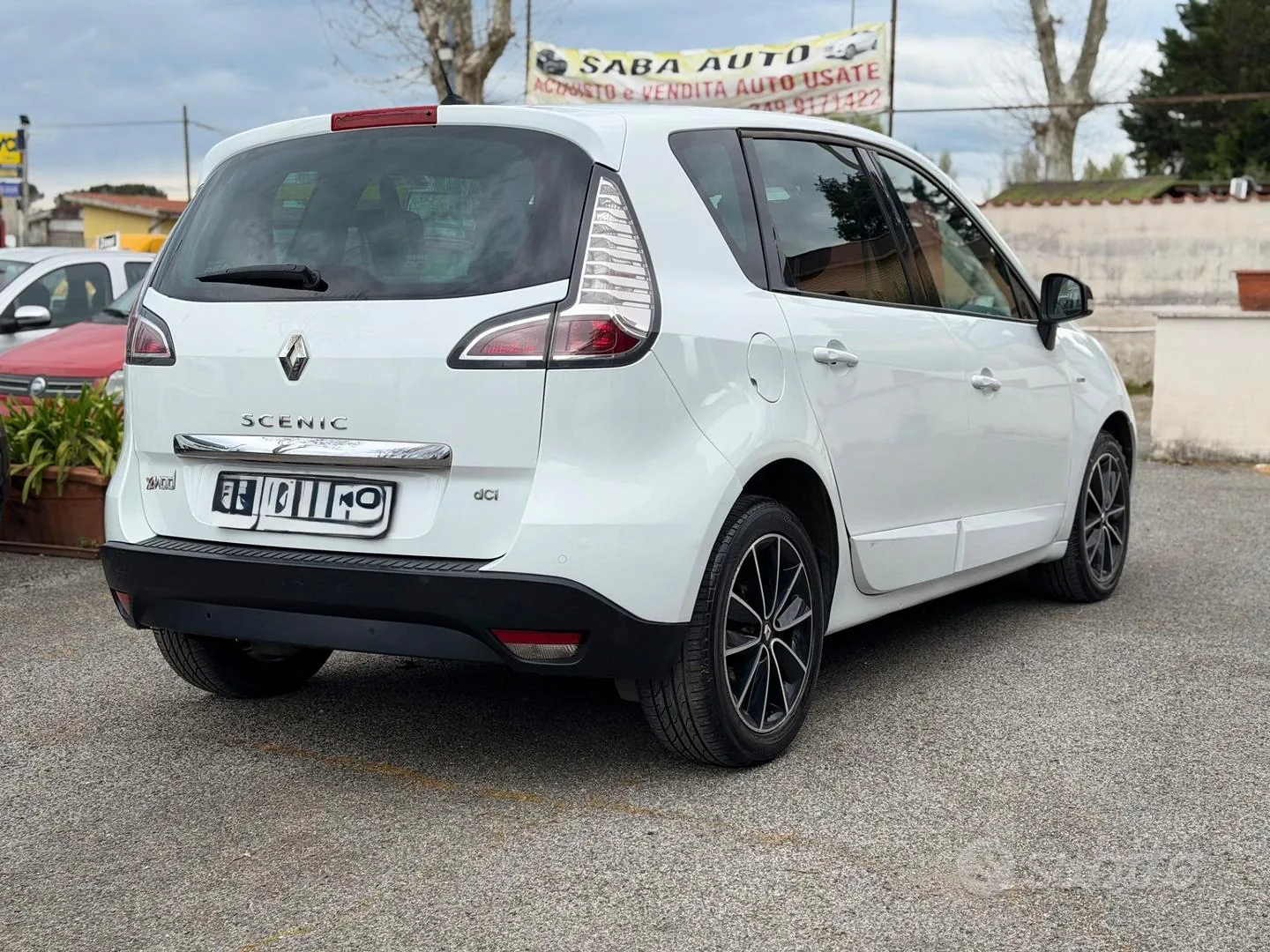 Renault Scenic 2013 photo 4
