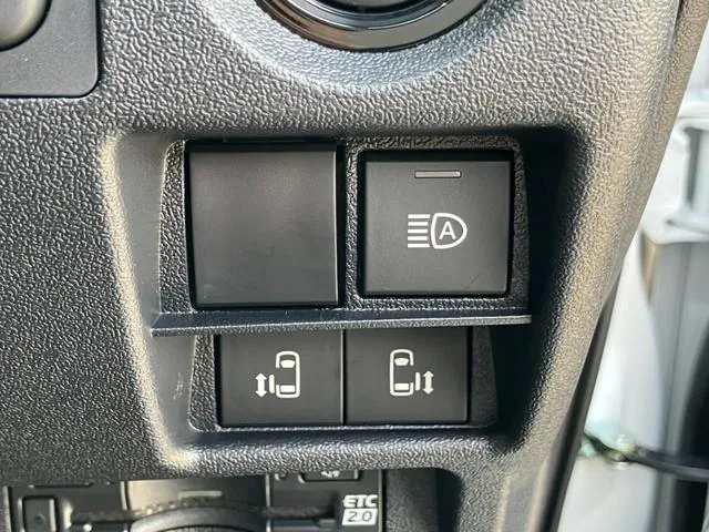 Toyota Hiace Gl 2026 photo 2