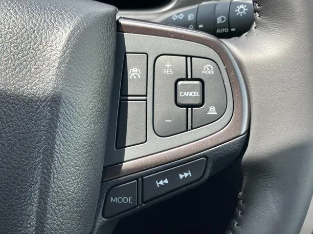 Toyota Hiace Gl 2026 photo 3