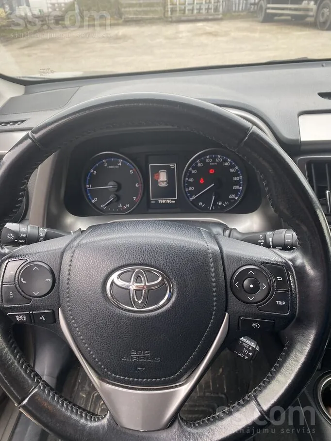 Toyota Rav4 2016 photo 5
